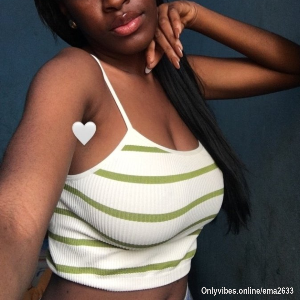 Confiança é o meu melhor look… e ele me define por completo. Cada curva, cada gesto, cada olhar reflete quem eu sou de verdade. Não é sobre agradar ninguém, é sobre sentir-me poderosa na minha própria pele. Cuidar de mim, respeitar meus limites e valorizar meu corpo é o que me faz irresistível, sem precisar pedir aprovação.